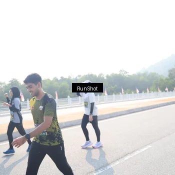 Runner Photo 6927694