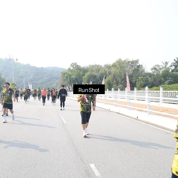 Runner Photo 6927702