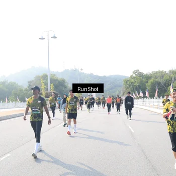 Runner Photo 6927708