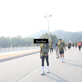 Runner Photo 6927715