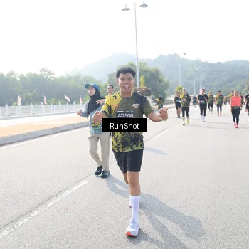 Runner Photo 6927726