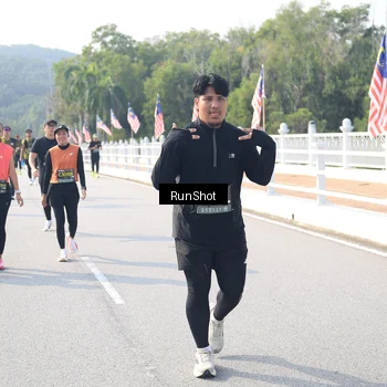 Runner Photo 6927735