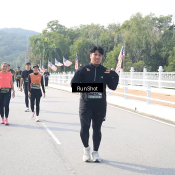 Runner Photo 6927737