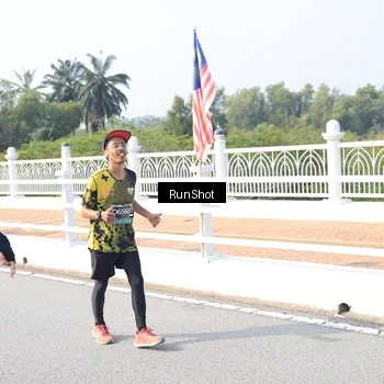 Runner Photo 6927740