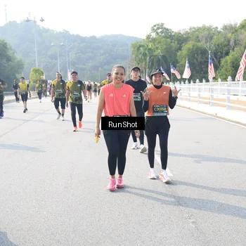 Runner Photo 6927750