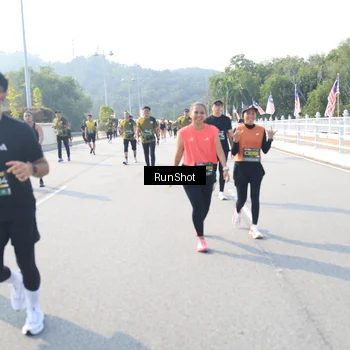 Runner Photo 6927752