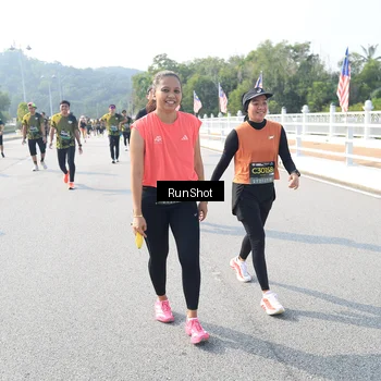 Runner Photo 6927758
