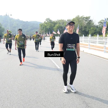 Runner Photo 6927770