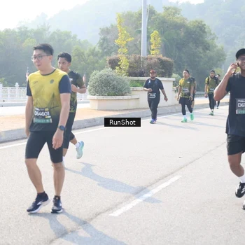 Runner Photo 6927803