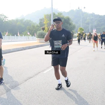 Runner Photo 6927812