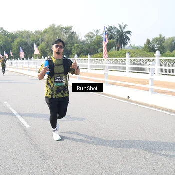 Runner Photo 6927824
