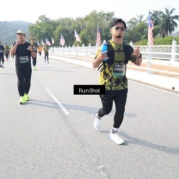 Runner Photo 6927831