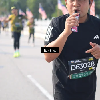 Runner Photo 6927840