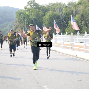 Runner Photo 6927841