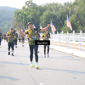Runner Photo 6927846