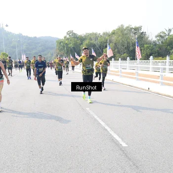 Runner Photo 6927852