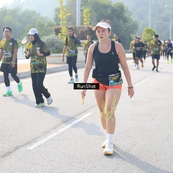 Runner Photo 6927860