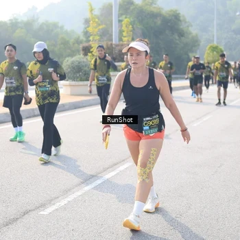 Runner Photo 6927861