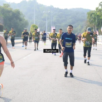 Runner Photo 6927863