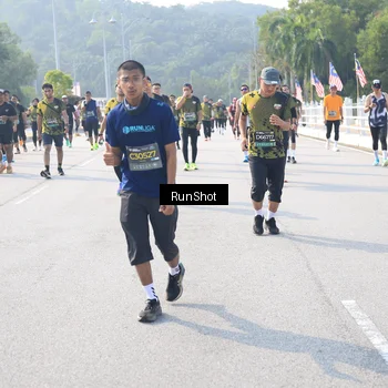 Runner Photo 6927873