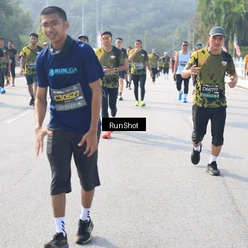 Runner Photo 6927874