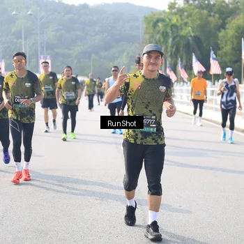 Runner Photo 6927879