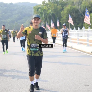Runner Photo 6927885