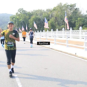 Runner Photo 6927886