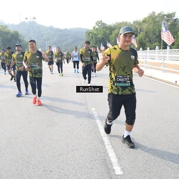 Runner Photo 6927895