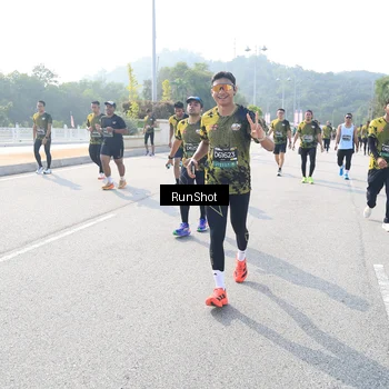 Runner Photo 6927899