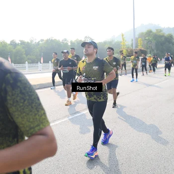 Runner Photo 6927910