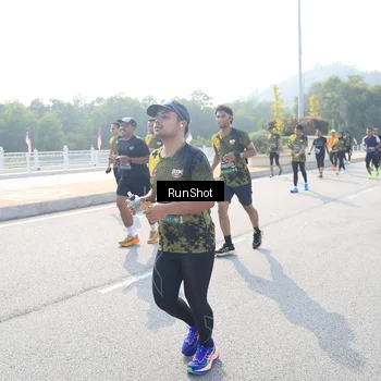 Runner Photo 6927915