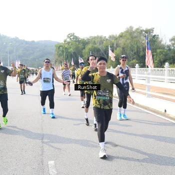 Runner Photo 6927926