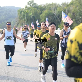 Runner Photo 6927930