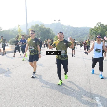 Runner Photo 6927942