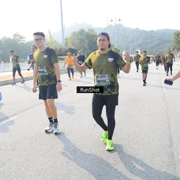 Runner Photo 6927944