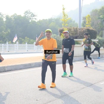 Runner Photo 6927968