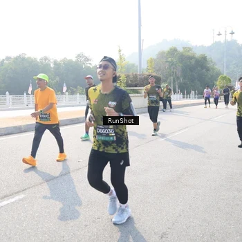 Runner Photo 6927972