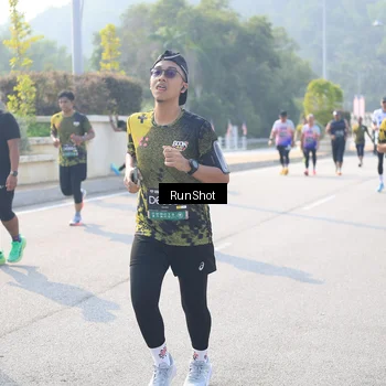 Runner Photo 6927975