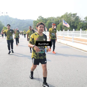 Runner Photo 6927977