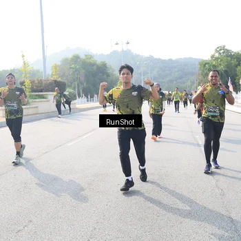 Runner Photo 6927985