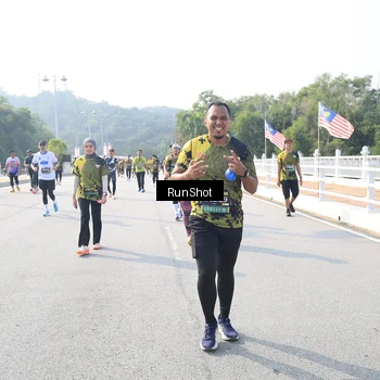 Runner Photo 6927993