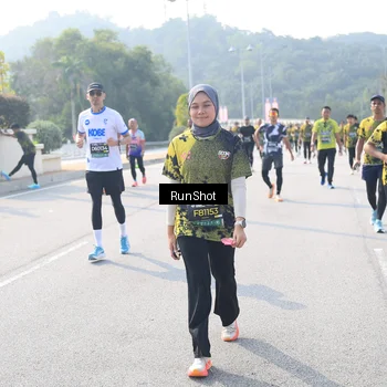 Runner Photo 6928002