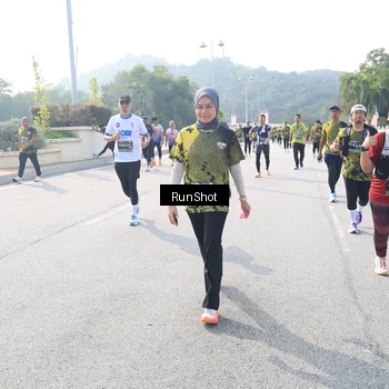 Runner Photo 6928008