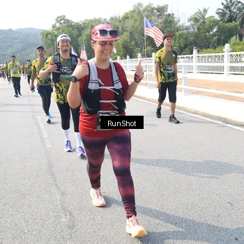 Runner Photo 6928018