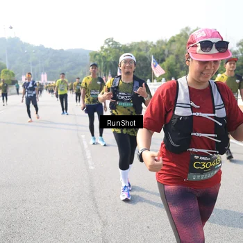 Runner Photo 6928023