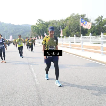 Runner Photo 6928030