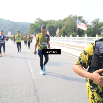 Runner Photo 6928031