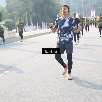 Runner Photo 6928045