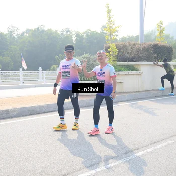 Runner Photo 6928053
